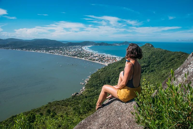 TOUR BOMBINHAS - 4 ILHAS